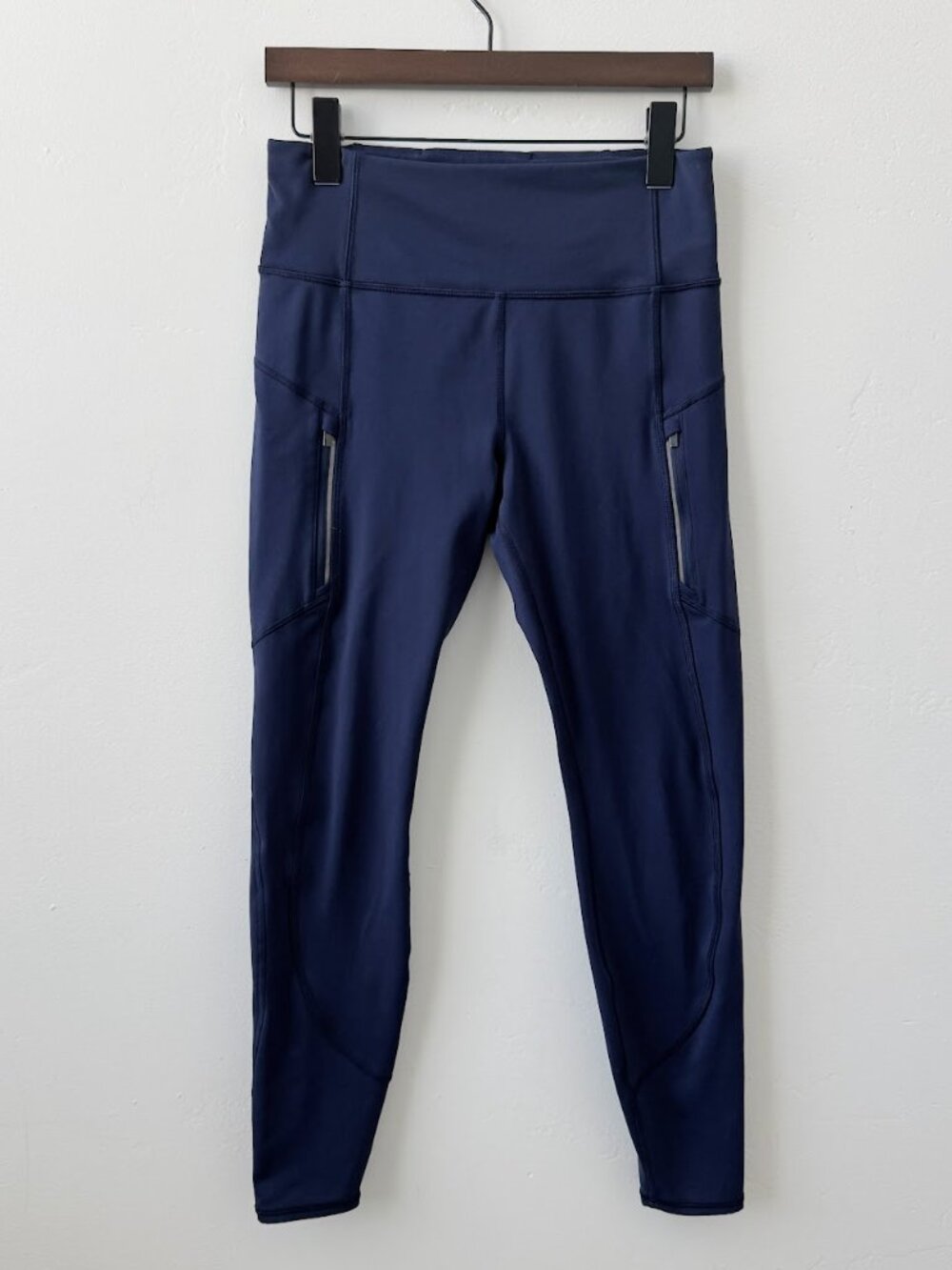 Athleta Rainier Tight Legging Fleece Lined Running Workout Women M - Picture 3 of 12